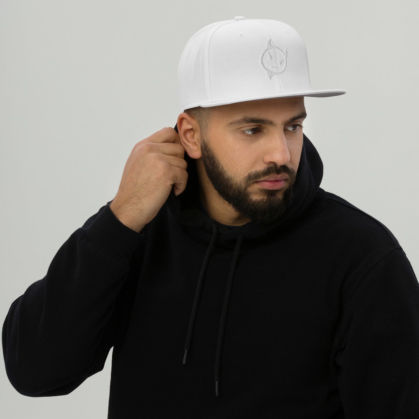 The "Americana" Diablo Snapback Hat in White Widow